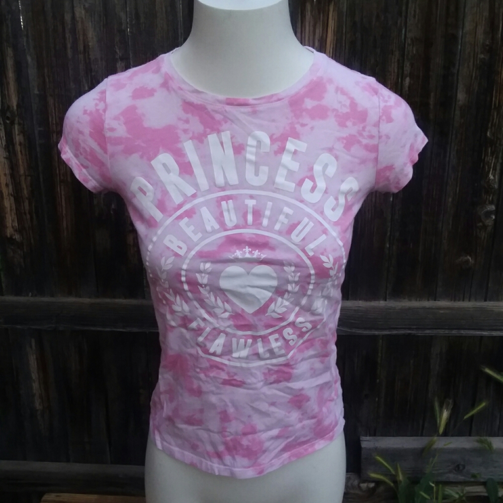 Cute Cotton Tee. Girls XL. Womans Small